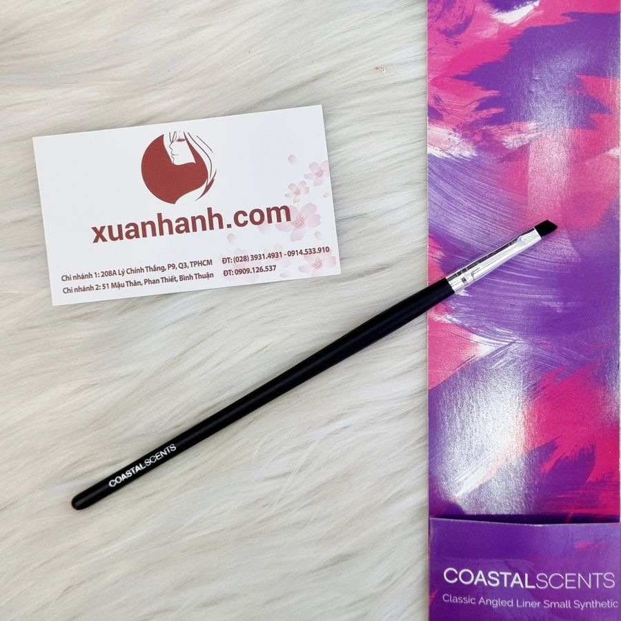 Cọ vẽ eye liner Coastal Scents, thân dài, phom chuẩn dễ vẽ BR-C-S17