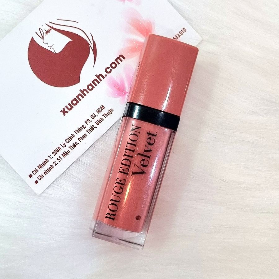 Son Bourjois Rouge Edition Velvet chất kem lì và bám môi, #09 Happy Nude Year hồng đất ánh cam