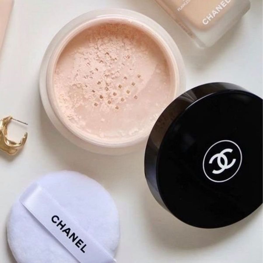 Phấn phủ bột Chanel Poudre Universelle Libre sáng mịn và tươi trẻ da, tone # 20