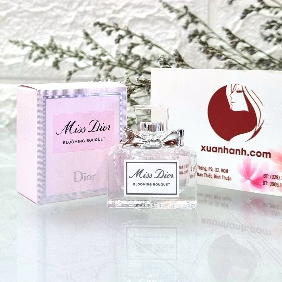 Nước hoa Dior Miss Dior Blooming Bouquet tươi trẻ và lãng mạn - EDT, 5ml.