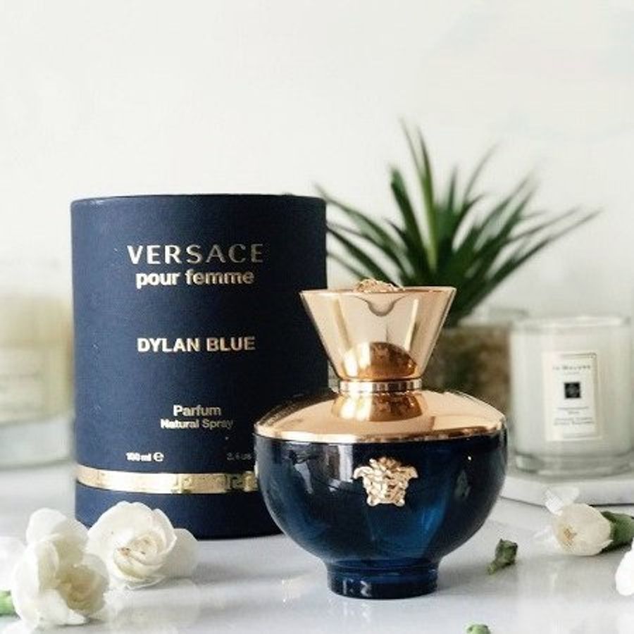 Nước hoa Versace Pour Femme Dylan Blue cá tính, hiện đại, đẳng cấp - EDP, 50ml